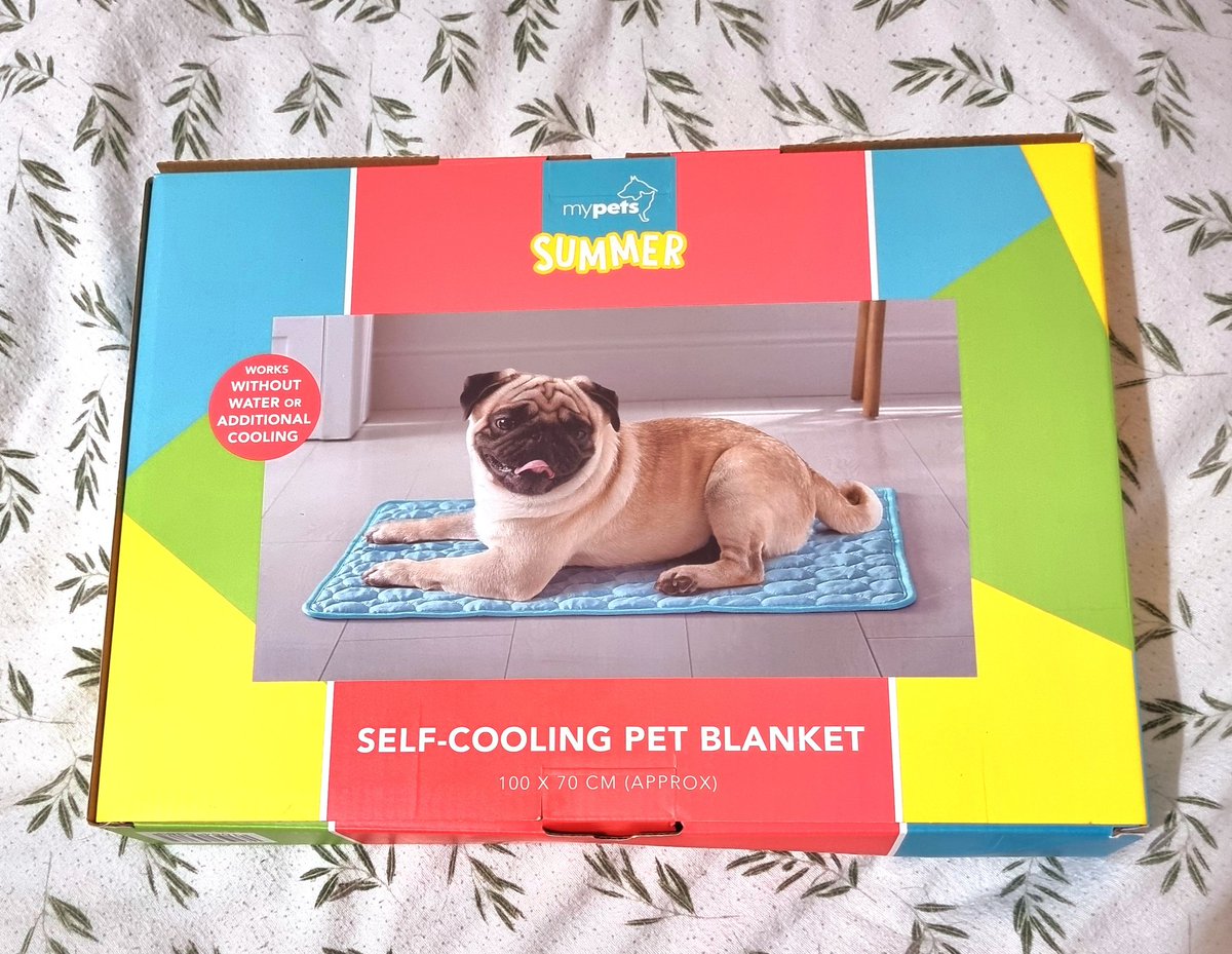 Self-cooling pet blanket available in Aldi UK - £6.99 

No freezing required
Gently brings down body temperature by absorbing body heat 

#pets #cats #dogs #aldi #aldifinds #CoolingBlanket #petcare #bargainshopping #pets #looseladieslive #looseladies