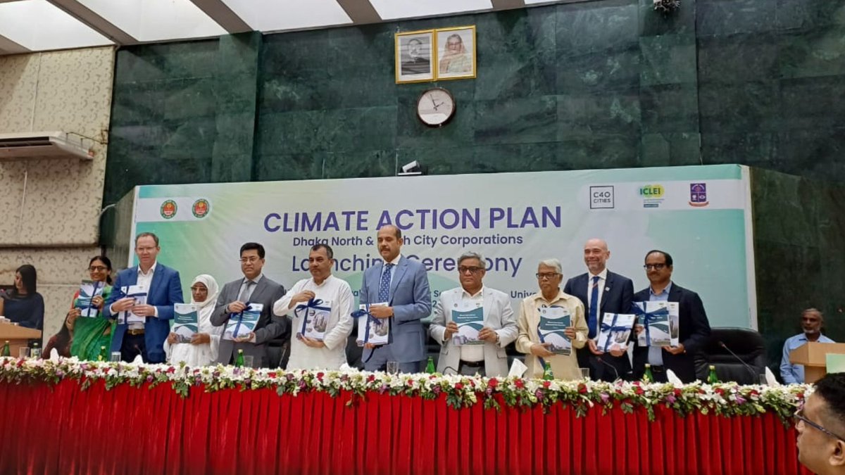 📣🇧🇩 Big News! Dhaka North and South City Corporations launched their Climate Action Plans, designed to meet the #ParisAgreement goals and ensure a climate-resilient future for Dhaka. 

Join us in celebrating this significant step towards sustainability!