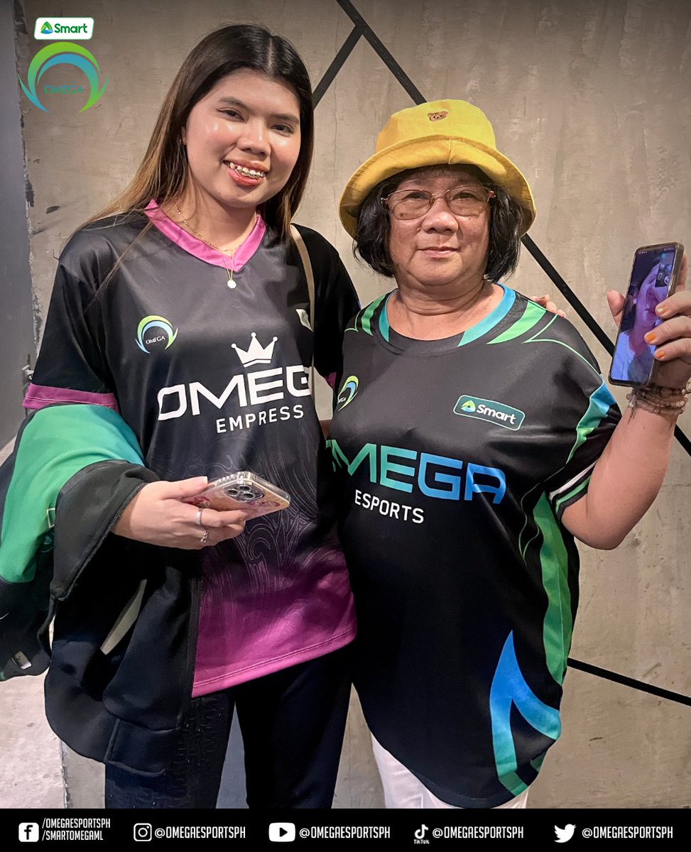 Behind our success, our mother is always there, always cheering us on. 💜 Celebrating the Mother’s day and also the winning moment of Smart Omega Empress! 💚💙💜 Triple kill for Shinoa! 😎 #BagongBarangayOmega #SmartOmega #LiveMoreToday