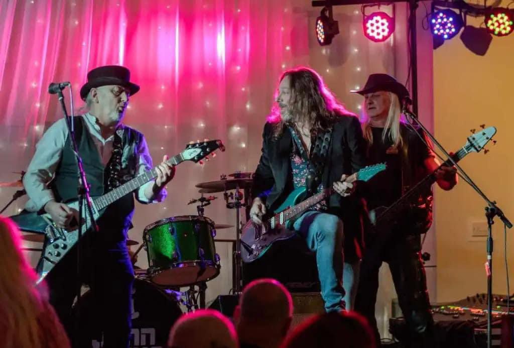 Sun ☀️ Day The John Angus Blues Band are with us on the outdoor stage, from 4pm. An exceptional band, they play original blues rock material, as well as covers by the likes of Rory Gallagher, Johnny Winter and Paul Rodgers. Don’t miss them!