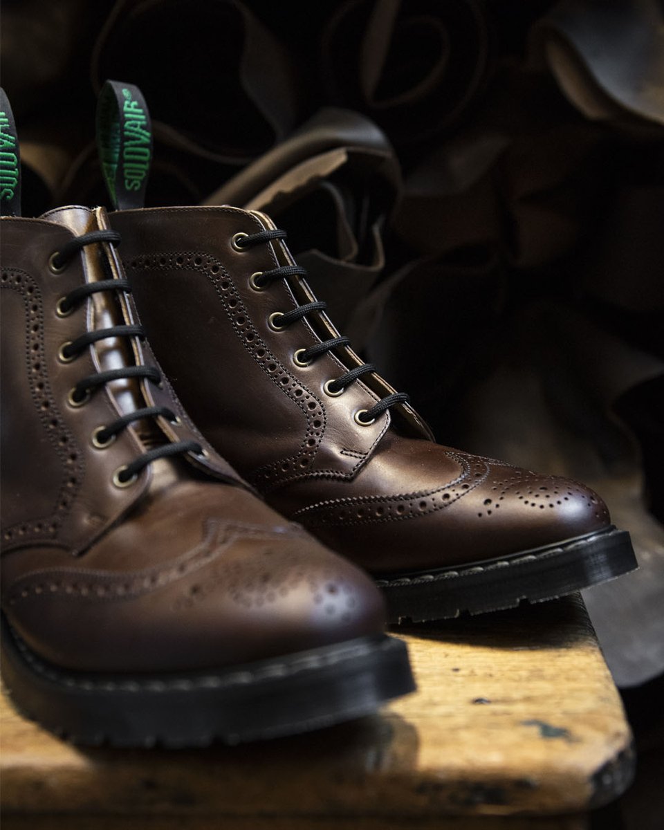 From laborious beginnings to becoming synonymous with the Northamptonshire shoe industry, the traditional Brogue Boot is both a country classic and city staple.
 
Available in several Solovair and NPS collections.

Shop - l8r.it/rYSH