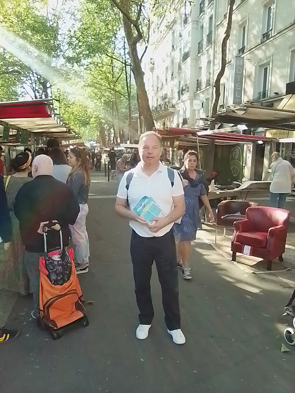 Présent ce dimanche matin sur le MARCHÉ DE LA PORTE DOREE, #paris12, pour soutenir notre liste #ecologieaucentre de #j_m_governatori lors des élections #Europeennes2024 💚🇪🇺😉