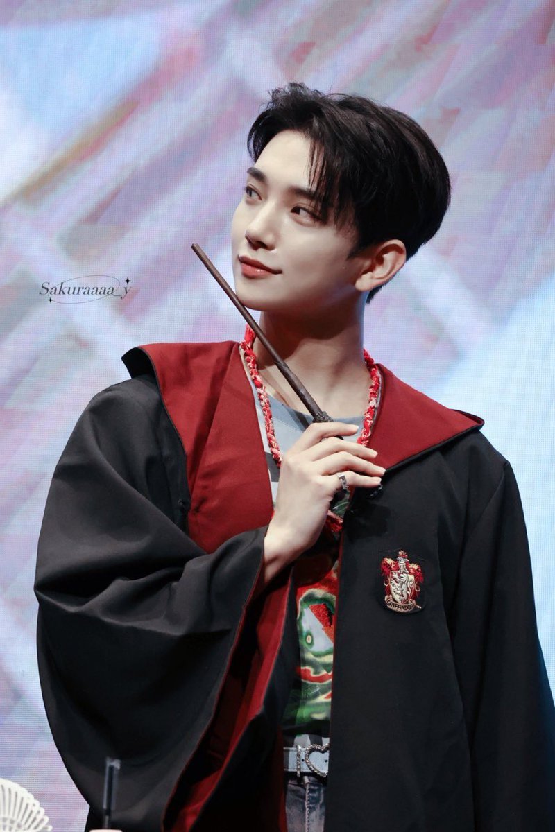 압도적으로 윤홍 이 세계관 맛있다
슬리델린 윤X그리핀도르 홍