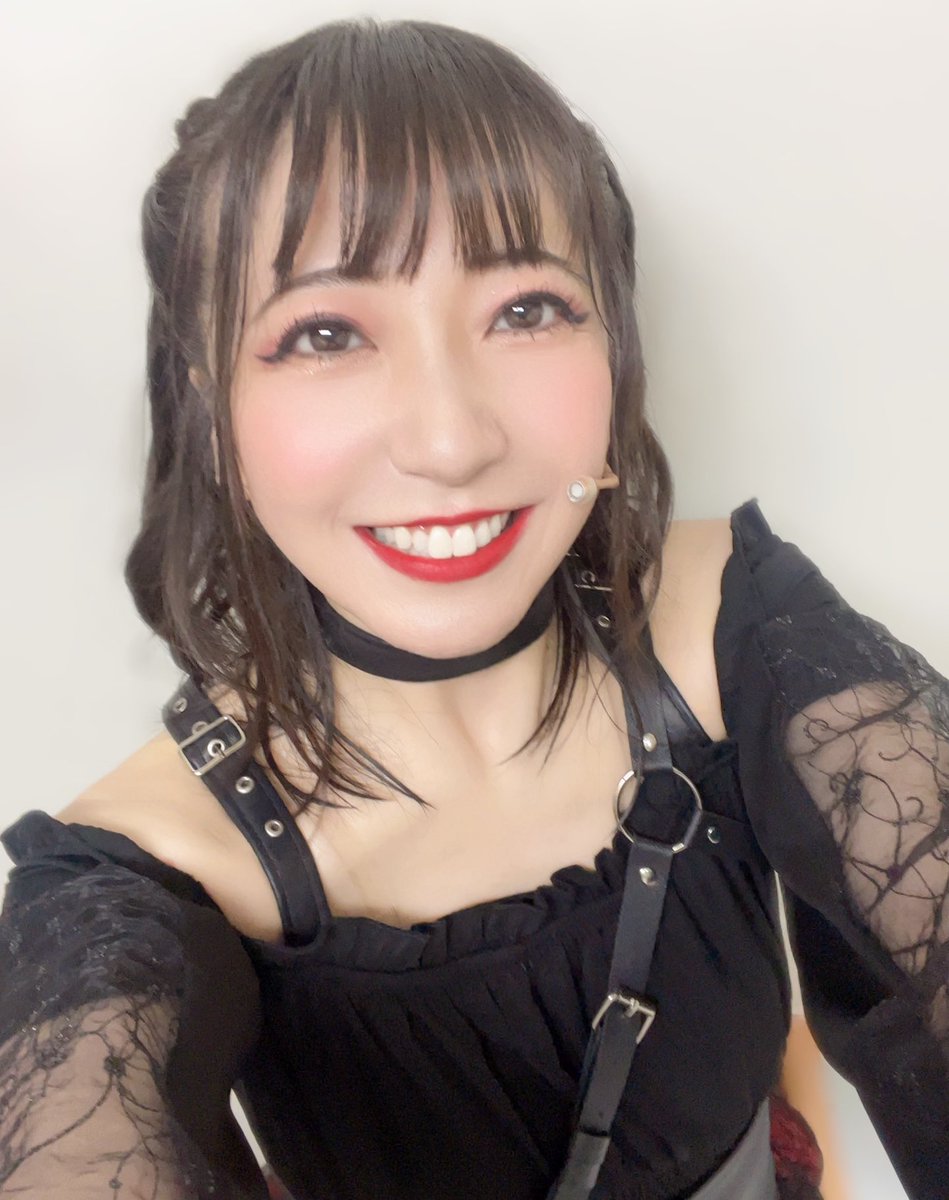 rukapyon0909's tweet photo. #命日オプション 全公演終演しました！
皆様、本当にありがとうございました。
久しぶりのミュージカル出演で主演。プレッシャーもあったけど無事に駆け抜ける事が出来ました！ヤヒメちゃんに出会えて良かった🥺🫶
皆様、本当に本当にありがとうございました😈！
星組☆ヤヒメ役 遠藤瑠香
#命オプ https://t.co/HMs24axnFy