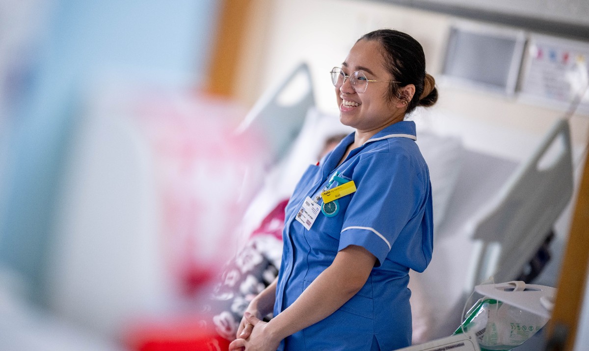 As we celebrate International Nurses Day and the incredible work carried out by nurses, why not consider a rewarding career at #TeamQEH. Visit our website to view our current vacancies: ow.ly/Wh1F50Rzhjh #IND2024 #OurNursesOurFuture #NursesDay