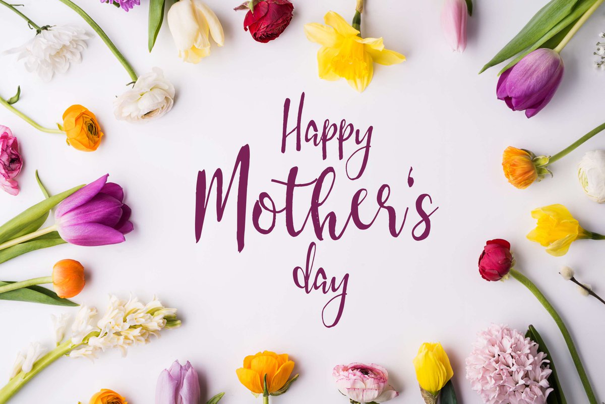 Happy Mother's Day from Vero Beach airport! 🌷✨ Show mom how much you care with a memorable Mother's Day trip! Wishing all the amazing moms a Happy Mother's Day filled with love, laughter, and unforgettable memories! #MothersDay #AirportLife #TravelWithMom #FlyVeroBeach🌸🎉