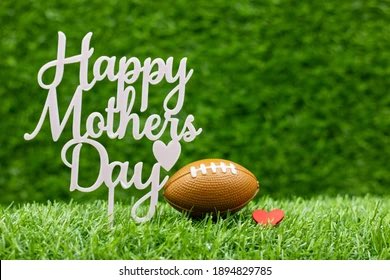 To all of our football moms near and far, have a great day!  We ❤️ u!🏈💪
