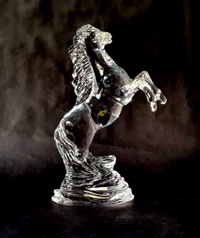 Collectable Curios' item of the day...Waterford Crystal ‘Rearing Horse’ Figure in Original Box

collectablecurios.co.uk/product/waterf…

#WaterfordCrystal #RearingHorse #CrystalHorse #Collector #Antiquing #ShopVintage #Home #ShopLocal #SupportLocal #StGeorgesBelfast #StGeorgesMarketBelfast