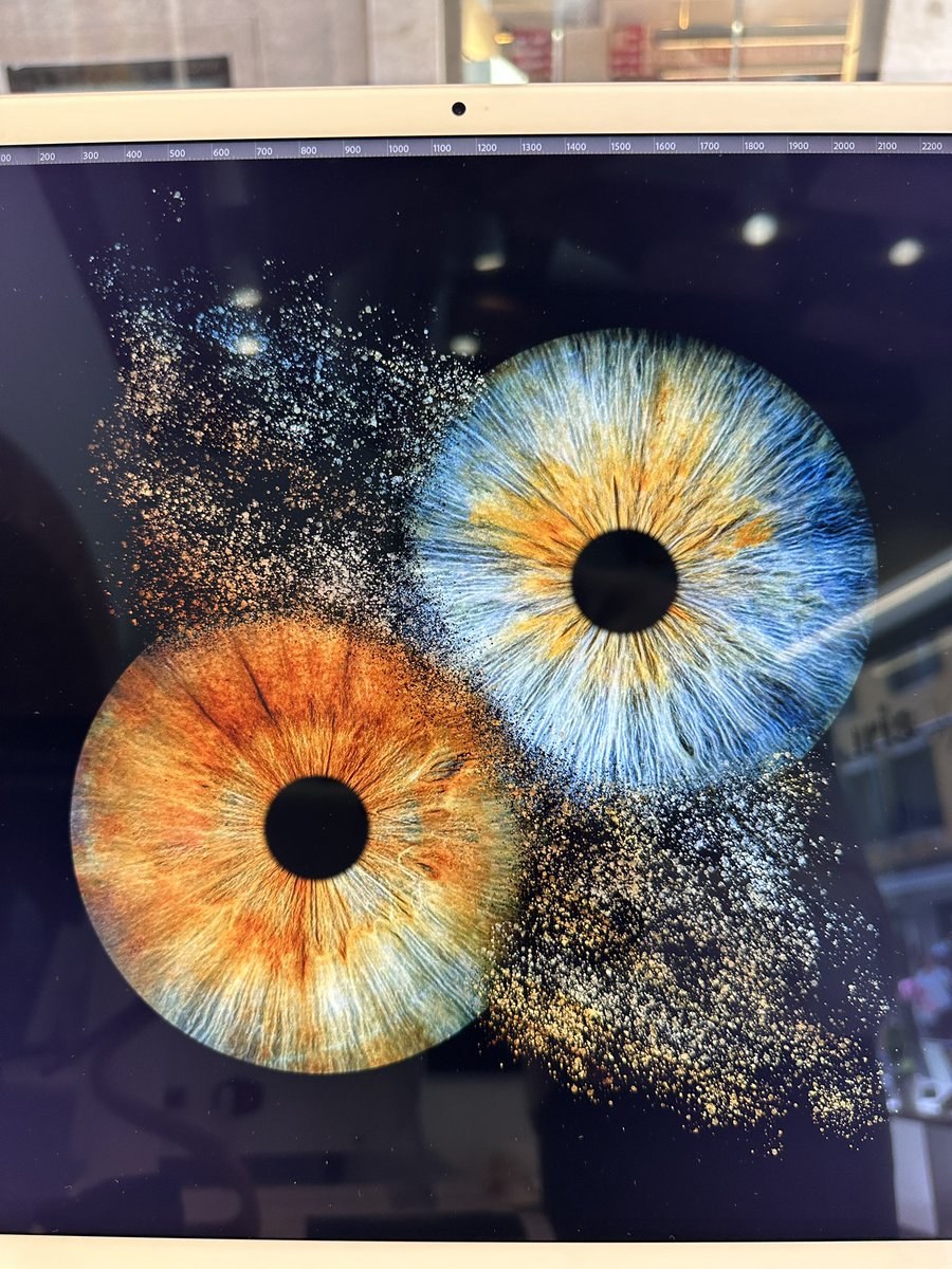 MWalkerWilliams's tweet image. Went to an Iris Gallery, they take a super close up of your eye and turn it into art 🖼️ 👌🏻