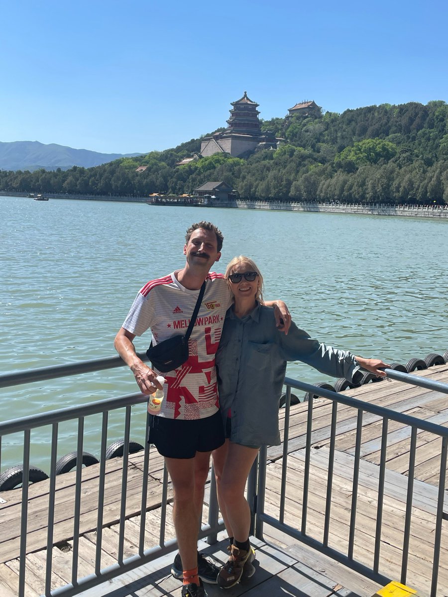 (06:40AM-02:20AM) #MutianyuGreatWall & #SummerPalace #Beijing #layover tour flies from #Jakarta to #Munich with #AirChina #CA978 & #CA961 today. 
beijinglayovertour.com/mutianyu-great…
#travel #beijinglayover #beijingtransit