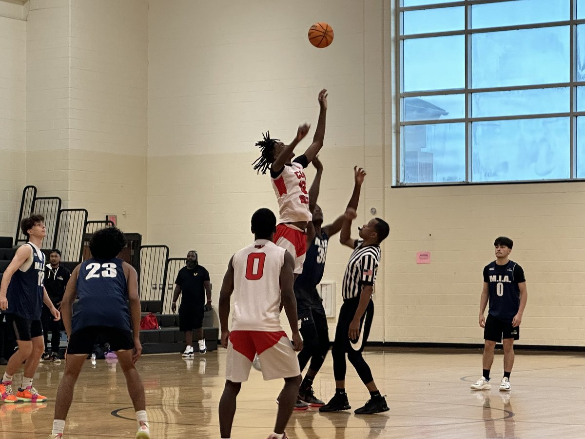 Day 3 of #WhoWantsTheSmoke tips off between @CamSportsSouth &amp; <a href="/MIA__hoops/">Mia.hoops</a>