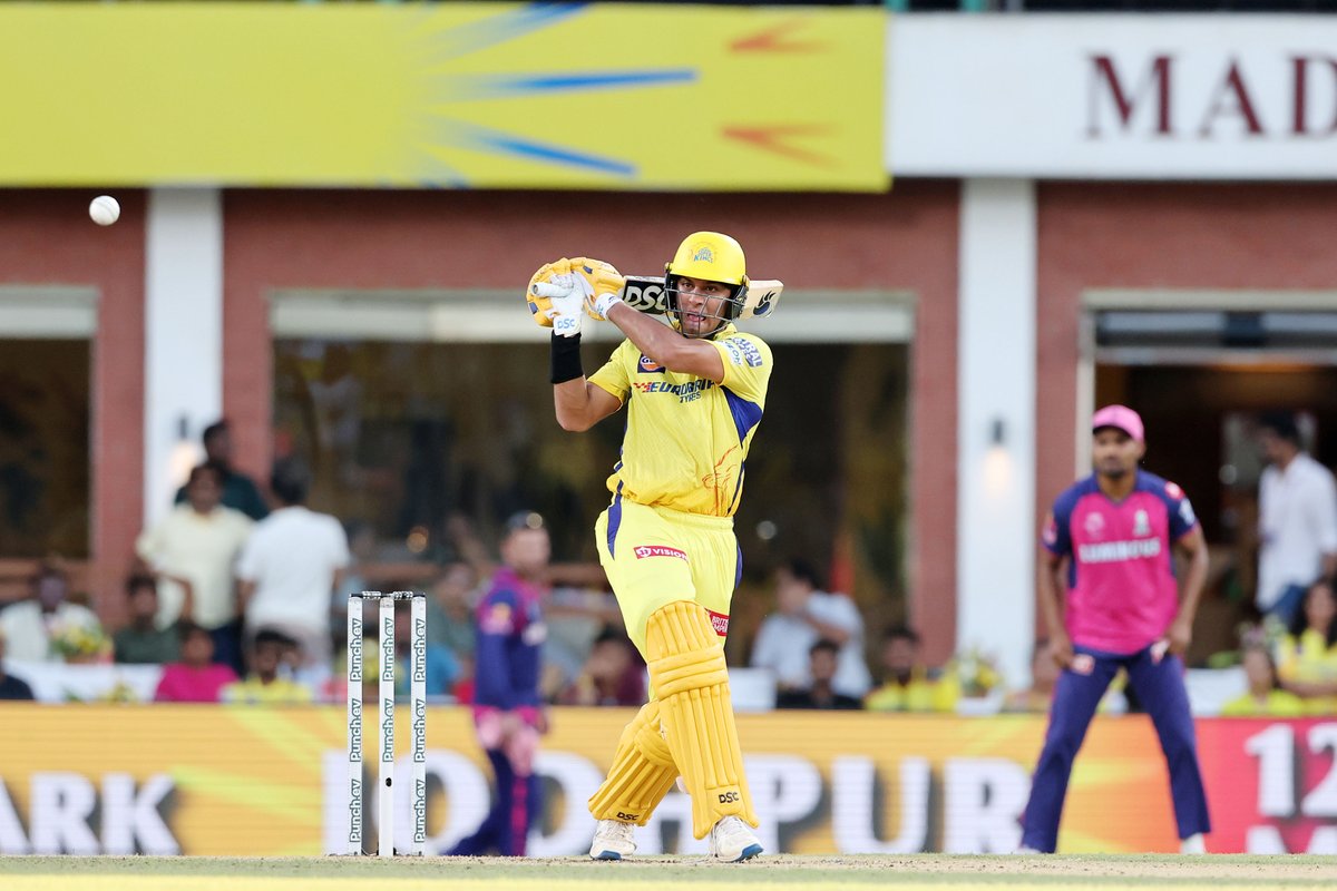 Good intentions shown from Rachin Ravindra early on 👌👌

#CSK are no loss for 28 in 3 overs!

Follow the Match ▶️ bit.ly/TATAIPL-2024-61

#TATAIPL | #CSKvRR