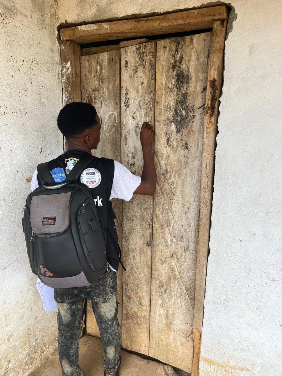 Hey #Liberia, we're on a mission to Kick Polio Out of Liberia 🇱🇷! Our teams are going door to door to bring vaccination #ForEveryChild. It's #HumanlyPossible to keep our children healthy and safe!