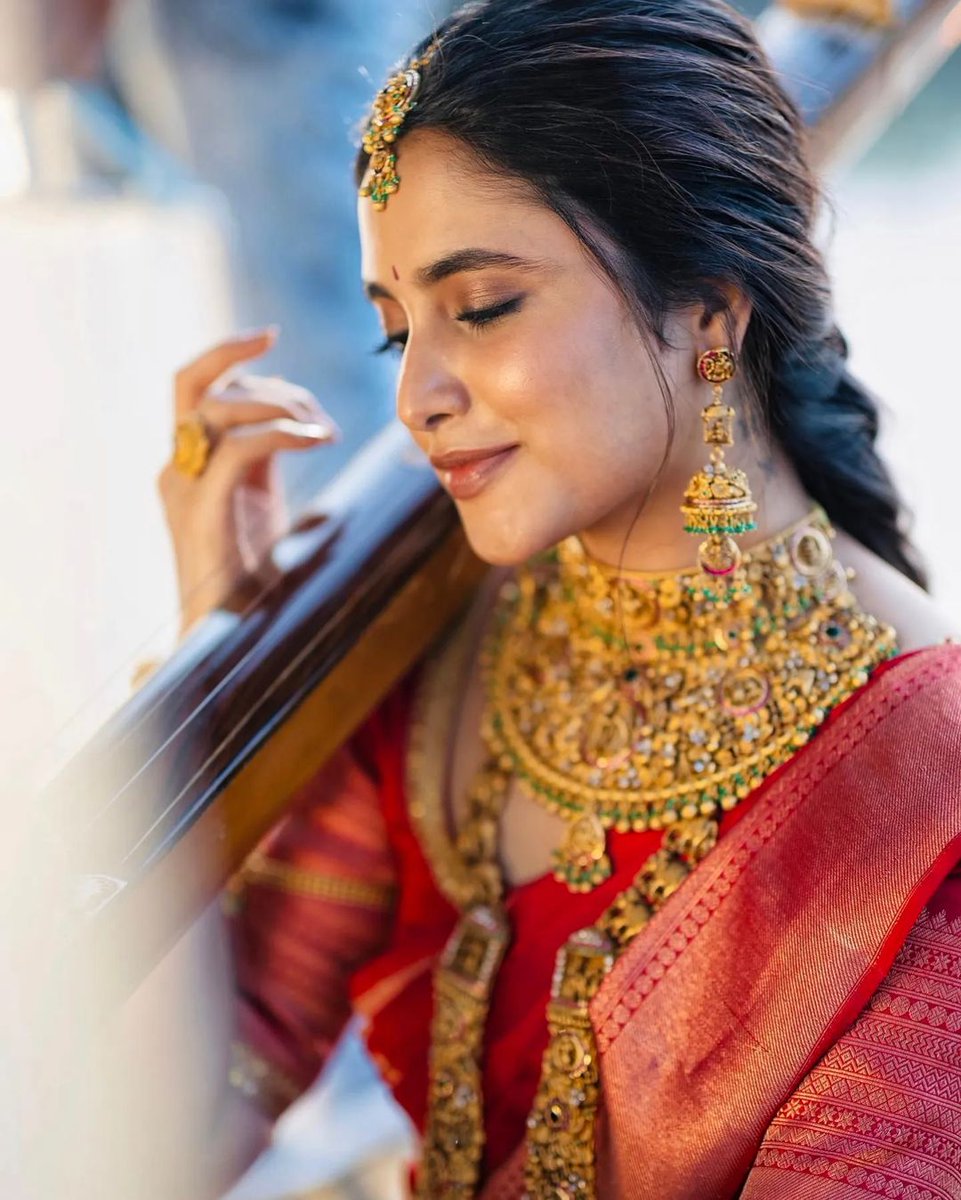 Photograph30926's tweet photo. @YoursNGK11 @tamannaahspeaks @Actress_GOAT @DineshViratt @arun_sammu @Billa13656262 https://t.co/7Wxg22Fiii