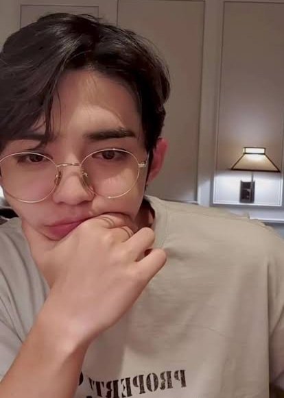 vinquewrites's tweet photo. Stepdad 🔞

a Séūnğché0l x OC

"Ikaw nalang kaya buntisin ko ah. Wag na Mommy mo. Gusto mo?"

- MDNI 
- malalang NSFW 'to so please be warned
- TW: Cheating, non-con at first.
- read and bulong responsibly
- PW hint: śvt song, 6 letters, all lowercase

🔗: https://t.co/OifYJorLFA https://t.co/fIo4Xucxm6