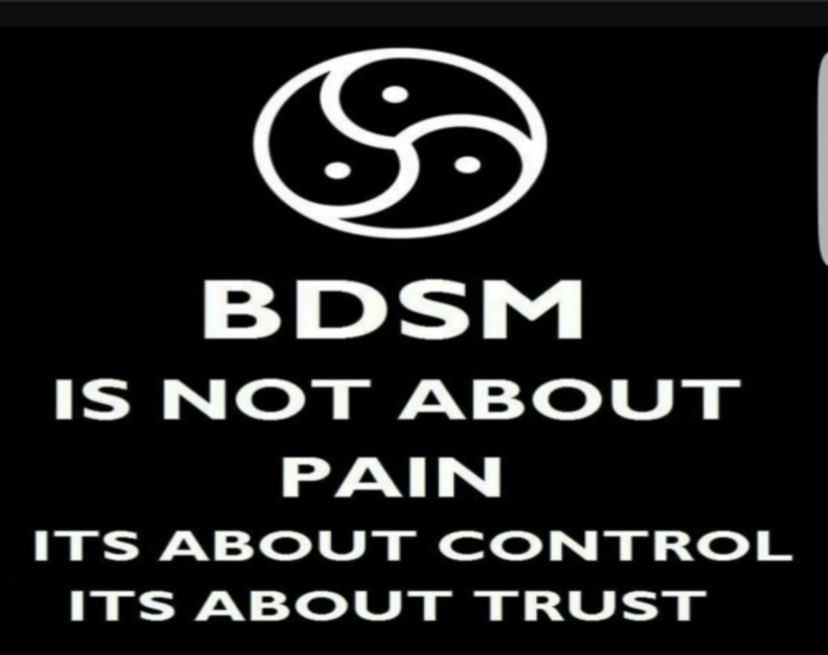 GlamorousQ88343's tweet image. Any submissive man ? 
DM let’s have private conversation 🖤⛓️
#bdsm #submission