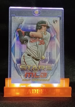 ToCollecting's tweet image. Where's the Orioles fans at?? Who needs an.#Adley light up card stand for their collection?? Save 10% off the sale price to by using code Coffee via @HitByPitchCards
ledcardstands.com/ADLEY-LED-Card…