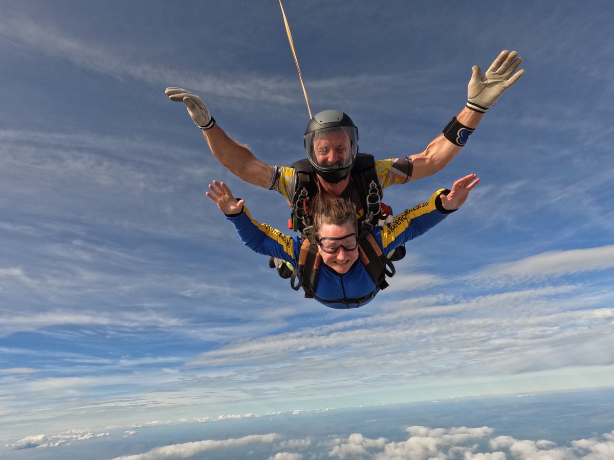 Sky dive!! 🪂 A day out over the beautiful Lake District. The pilot even took us up over Silverdale during the climb to 12,000 feet.