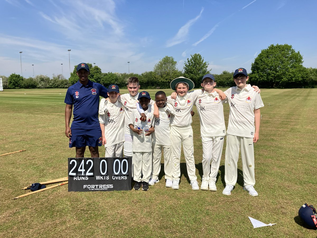 A win for our Under 11’s this morning in their first match of the season against Desborough. Well played everyone!! Our thanks to this season’s youth sponsors RK Electrical Mechanical Services rkelec.co.uk