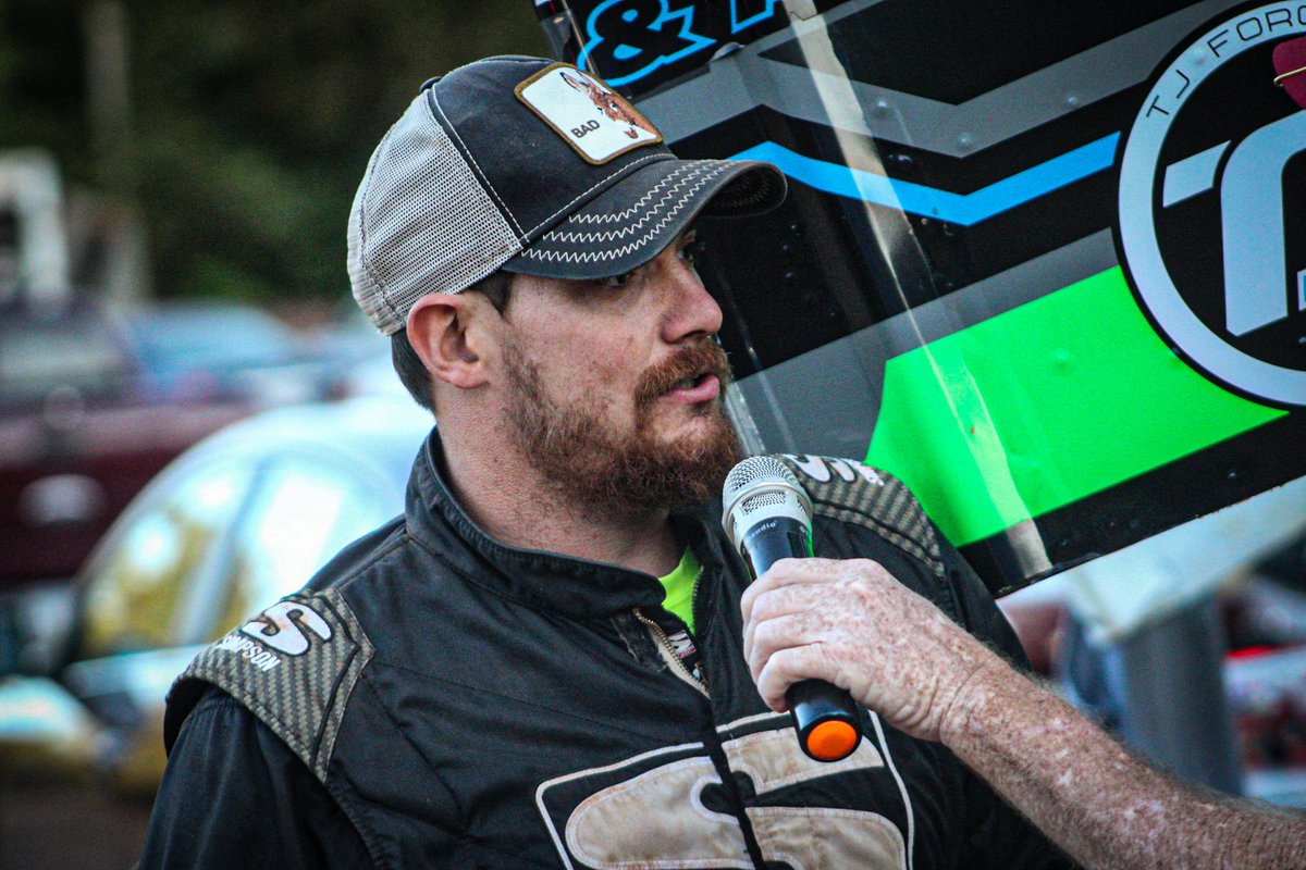 Everyone at BJR is heartbroken 💔 over the news of the passing of Sean Vardell. 

He has been instrumental to helping my development into sprintcars & always welcomed us with open arms. Sean will be missed by many. 

Race in peace, Outlaw. 💚💜