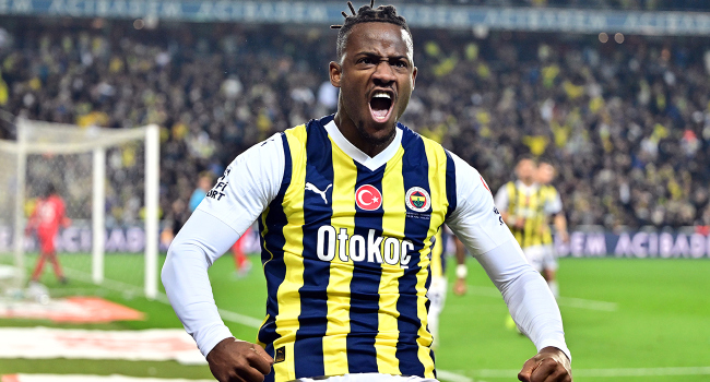 🚨 Fenerbahçe Teknik Direktörü İsmail Kartal, Kayserispor karşısında Dzeko'nun yerine forvette Batshuayi'yi oynatmayı planlıyor.