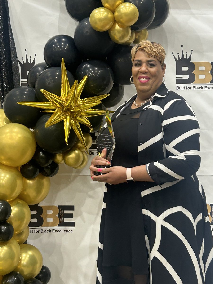 Lazell Williams (@williamslazell) on Twitter photo Recognize Black leaders & Black Excellence in our community. We proudly present the first ever Black Excellence Award for Leadership to the first ever Black female principal <a href="/jcharmonhigh/">JC Harmon High</a> <a href="/jean25748144/">jean</a> <a href="/ExcellenceBuilt/">Built_For_Black_Excellence</a> <a href="/LBilboErvin/">Dr. LaShonda Bilbo-Ervin</a> <a href="/DrJWilson1906/">Jermaine Wilson, Ph.D.</a> <a href="/kckschools/">Kansas City, Kansas Public Schools</a> <a href="/JudithC1908/">Judith Campbell, Ph.D.</a> Recognize Black leaders & Black Excellence in our community. We proudly present the first ever Black Excellence Award for Leadership to the first ever Black female principal <a href="/jcharmonhigh/">JC Harmon High</a> <a href="/jean25748144/">jean</a> <a href="/ExcellenceBuilt/">Built_For_Black_Excellence</a> <a href="/LBilboErvin/">Dr. LaShonda Bilbo-Ervin</a> <a href="/DrJWilson1906/">Jermaine Wilson, Ph.D.</a> <a href="/kckschools/">Kansas City, Kansas Public Schools</a> <a href="/JudithC1908/">Judith Campbell, Ph.D.</a>