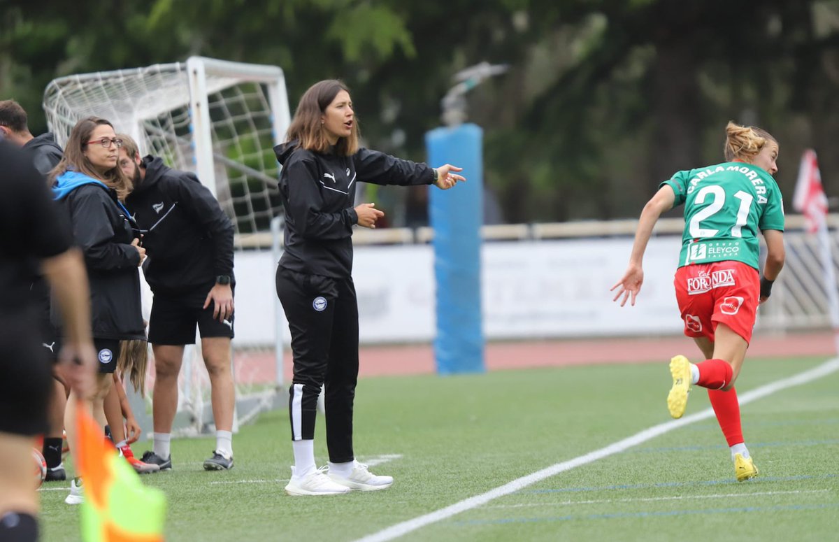 🔚 | 1-3 | ¡FINAL! 

🔝 Victoria en el amistoso disputado hoy en Mintxeta 🆚 <a href="/RealSociedadFEM/">Real Sociedad Femenino</a> B ✅

⚽️ <a href="/LeyreMonente/">Leyre Monente</a>
⚽️⚽️ <a href="/LauraM_Arcos/">Laura Moreno</a> 

#RealSociedadBGloriosas
#GoazenGloriosas ⚪️🔵
