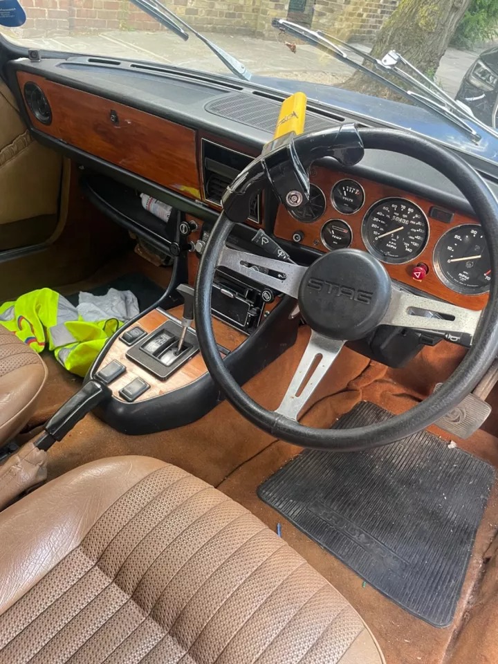 Ad:  1976 Triumph Stag
On eBay here -->> ow.ly/xoPY50RCzLS

 #TriumphStag #ClassicCarForSale #CarRestoration #ClassicCarLovers #CarCollector #1976Triumph