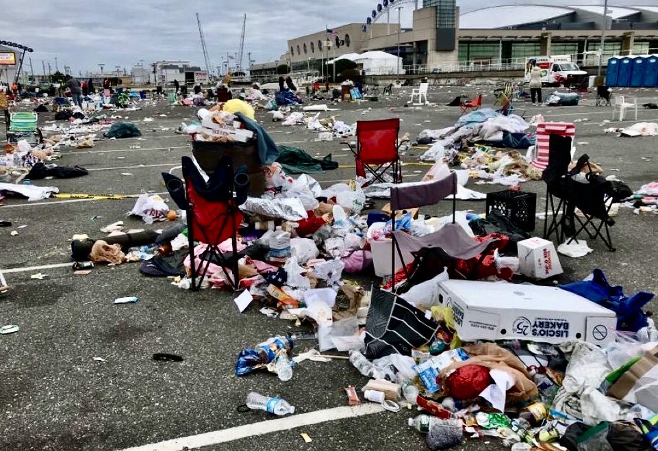 San Francisco street? NOPE 👎🏻 MAGA rally trash in Wildwood NJ. Obviously these good people don’t care about polluting! WOW 😢