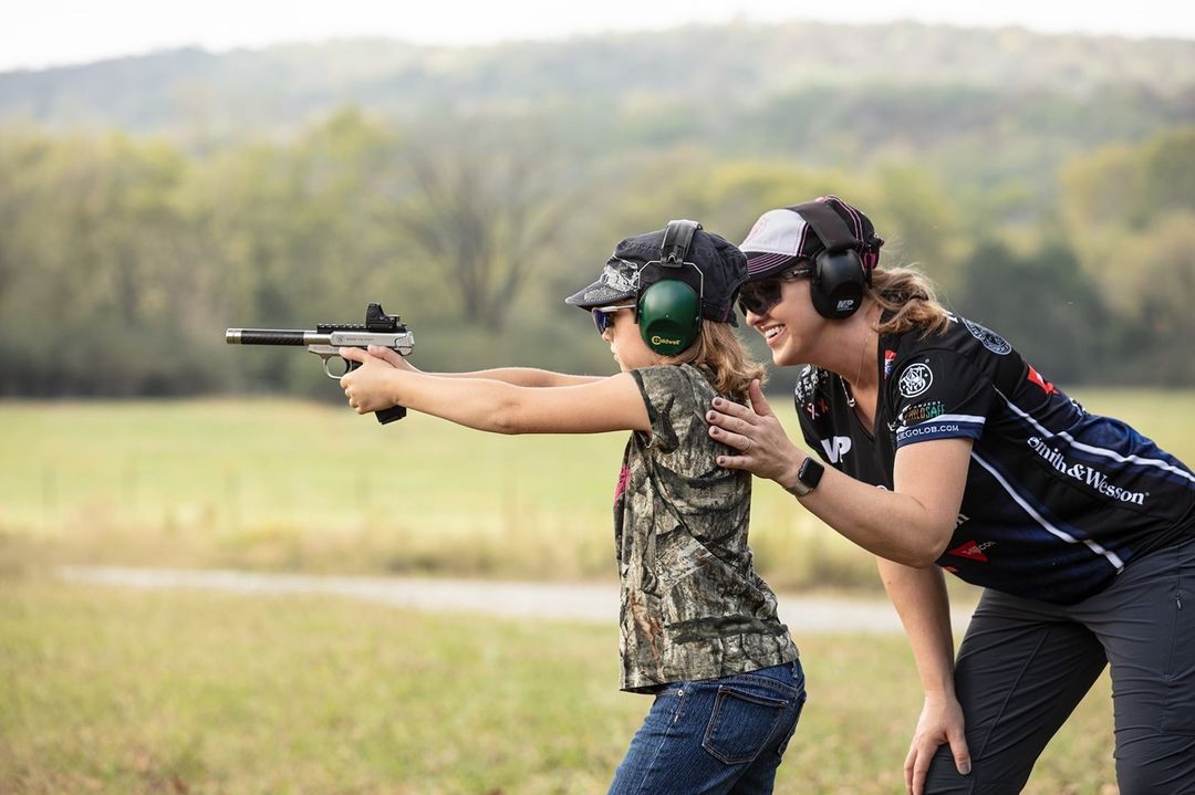 Today we’re celebrating all the strong women in our lives. A big thank you to the mothers who teach and take care of us. Happy Mother's Day! 📷: @olegvolk @juliegolob #SRO #RangeDay #MothersDay