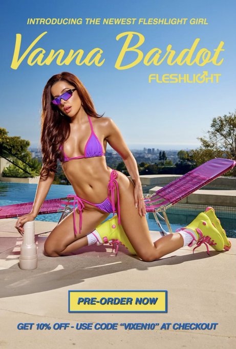 Pre order my brand new @Fleshlight TODAY! There will be a special surprise in only a select number of<a class="tags" href="/tag/fleshlight">@fleshlight</a><a href="/tag/mvsales"class="tags"><span>#mvsales</span></a>