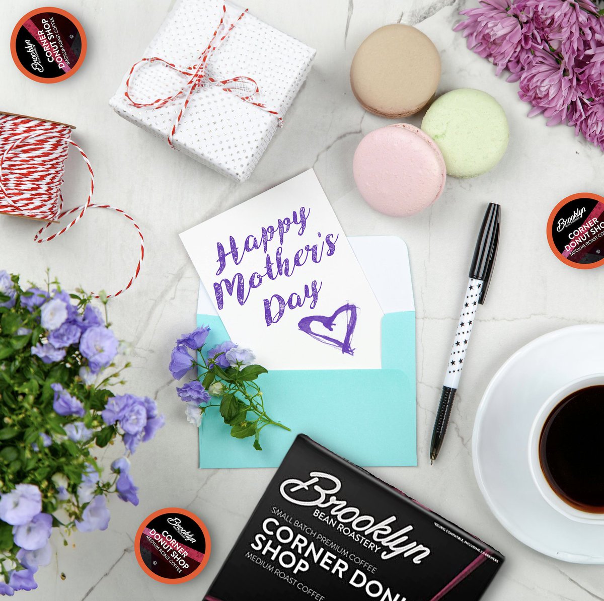Happy Mother’s Day from BBR! Celebrating all the remarkable moms who fuel their days with love and our exceptional coffee ☕🌻

#CoffeeBreak #NYCCoffee #NewYork #CoffeeLover #CoffeeGram #Cafe #CornerDonutShop #MothersDay