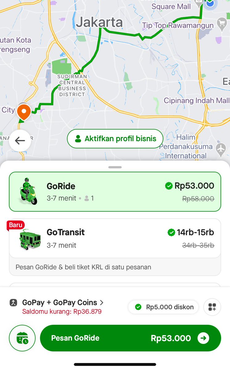 SUMPAHHHH kenapa aku baru pake fitur gotransit sekarang 😭 aku sebelumnya udah tau ada fitur ini tapi gak ngerti dan gak mau nyoba karna kayak keliatan ribet. TERNYATAAAAA mempermudah hidup liat perbandingan harganya 👌🏻 tinggal tunggu driver dateng, sampe di krl tinggal scan