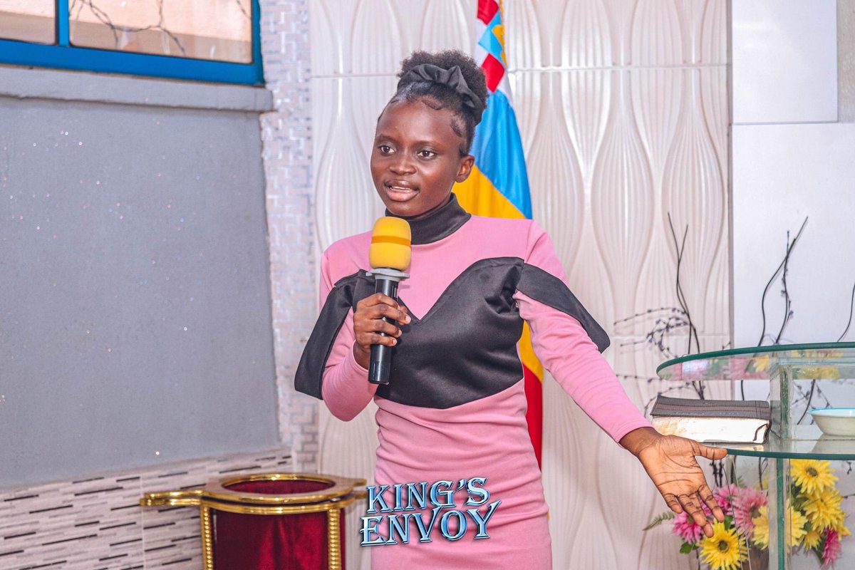 It's my birthday!!!!

Last year was an amazing year, it became overwhelming at a point, I failed, I fell, I won, I connected with great minds, i learnt, I grew but above all GRACE FOUND ME. 

#Thedeborah #birthday #purpose #growth #love #publicspeaker #Spokenwordartist #trending