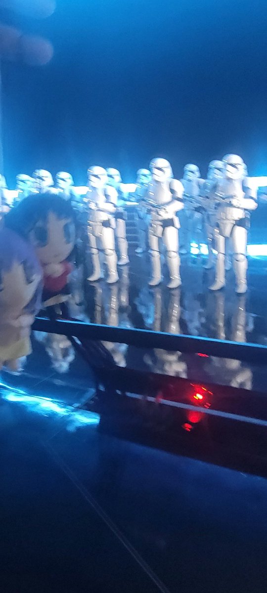 Sakura: Nee-san!! We're in that big space movie!

Rin: Spaceballs?