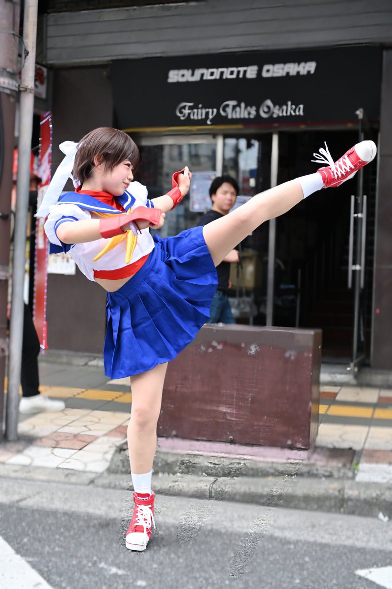 コスプレ 駅員 JR GNYYP4ybUAAOxKX.jpg