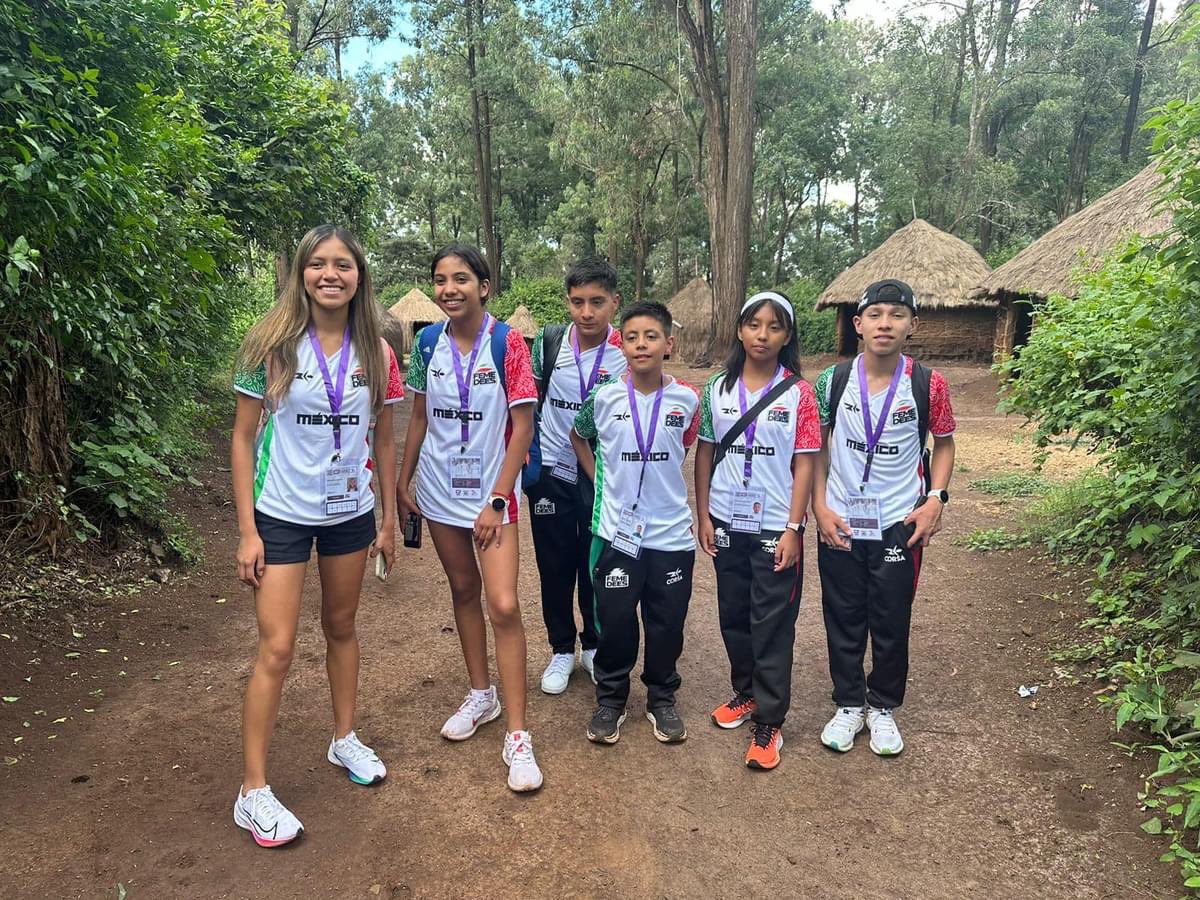 Inspiración Deportiva Sello NRL (@inspiracindepo) on Twitter photo Selección <a href="/FEMEDEESOFICIAL/">Federación Mexicana de Deporte Escolar</a> 🇲🇽 participa en el Campeonato Mundial de Campo Traviesa de la <a href="/ISFsports/">@isfsports</a> en Nairobi, Kenia 🇰🇪. Selección <a href="/FEMEDEESOFICIAL/">Federación Mexicana de Deporte Escolar</a> 🇲🇽 participa en el Campeonato Mundial de Campo Traviesa de la <a href="/ISFsports/">@isfsports</a> en Nairobi, Kenia 🇰🇪.