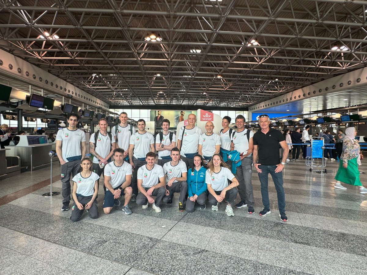 DIREZIONE CINA! ✈️🇨🇳 La Nazionale di arrampicata sportiva è in volo verso Shanghai per il primo dei due eventi di qualifica olimpica in programma dal 15 al 19 maggio!!!🧗 Forza #ItaliaTeam!!!!!💚🤍❤️ @Federclimb #RoadToParis2024