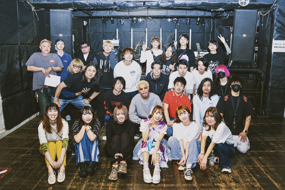 DAV_Chii's tweet image. ラスト青春最下位、
ありがとうございました！！
間違いなく1番の幸せ者でした。
またライブハウスで遊ぼうね！！！！

photo by @_yuta_photo