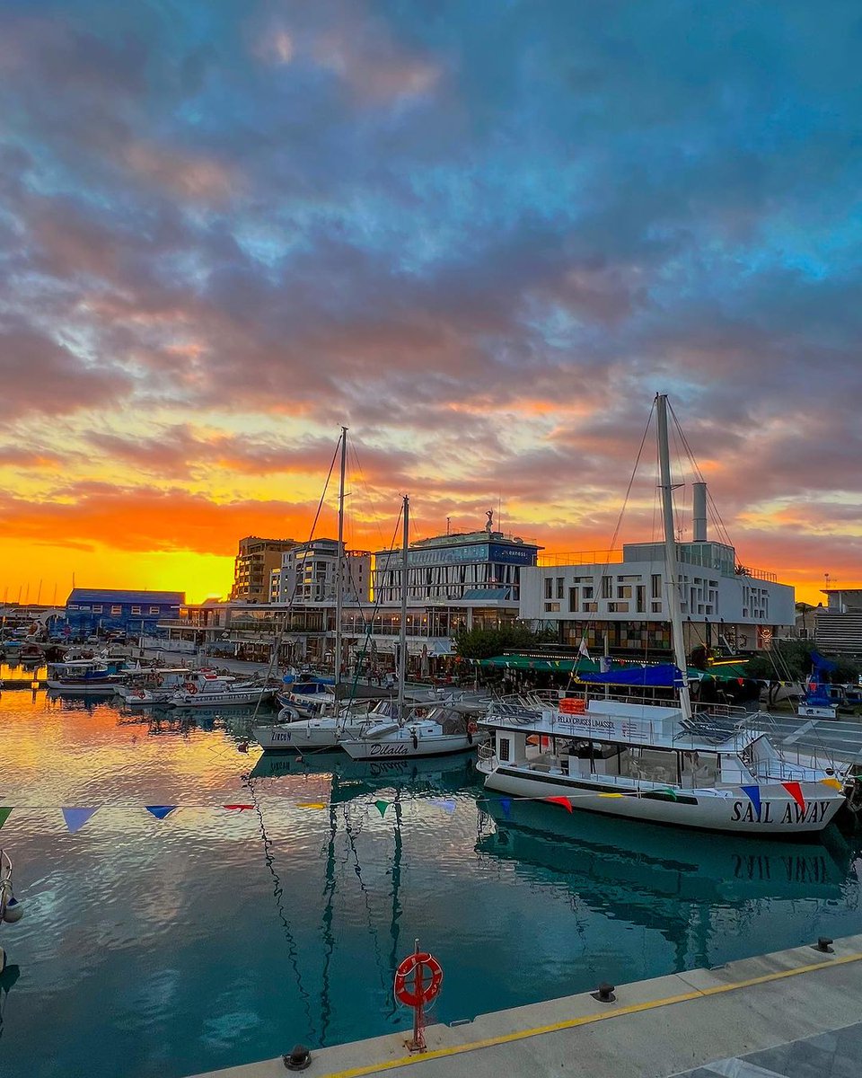 Chasing those sunset vibes over the old port of Lemesos! Explore quaint cafes, stroll along the promenade, and immerse in the charm of this historic gem. 🌅✨ #visitcyprus #limassol #lemesos #paliolimani 📷 IG chooseyourcyprus
