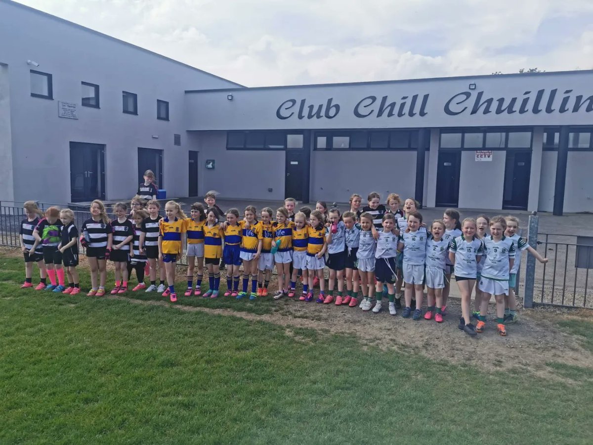 Well done to our U8 Mini Moores who participated in the Kilcullen Blitz yesterday. The intense heat didn't deter our girls who put on a brilliant attacking and defensive display across all games. Well done girls 🇳🇬 #MiniMoores #Moores2024