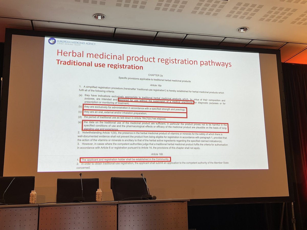 Position of #herbalmedicine in the realm of #HF❓overviews by Prof @GMCRosano :

📍some of #HF drugs are derived from plants 
➡️ #digoxin from #foxglove
➡️ #SGLT2i from #appletreebark
📍#herbalmedicine need approval via new medicinal substance pathway in UK/EU 

#HeartFailure2024