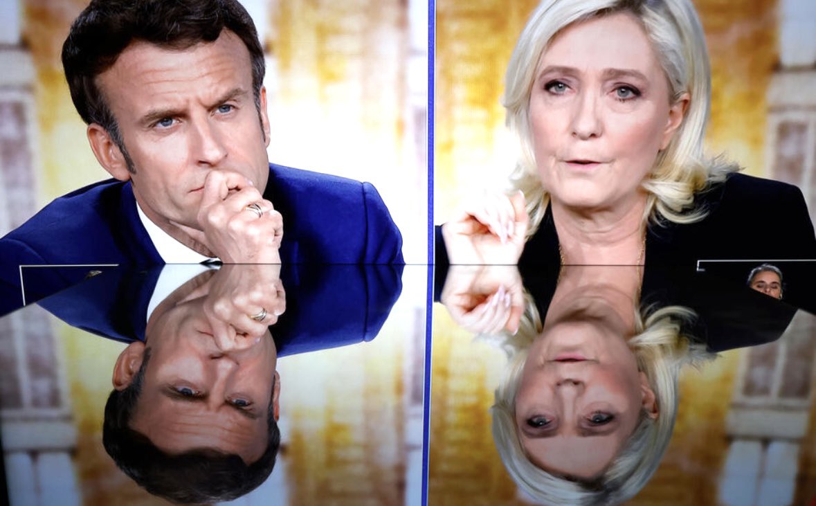 On nous parle maintenant d’un « débat » #Macron/ Marine Le Pen ! (cf : latribune.fr/economie/polit…) Grotesque ! Aucun n’est candidat. Et de toute façon dans quel but ?! Débattre de quoi ? Les deux sont maintenant parfaitement alignés, au delà des éléments de langage, sur l’UE,