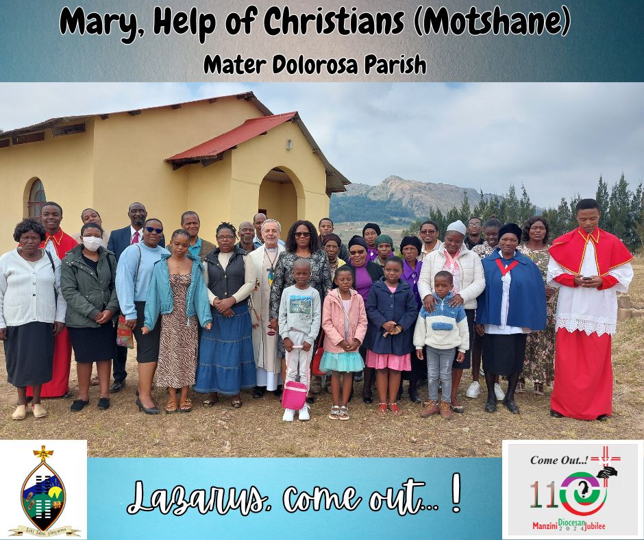 Mass (and, of course, photo) this morning at 'Mary, Help of Christians' #eswatini #swaziland
