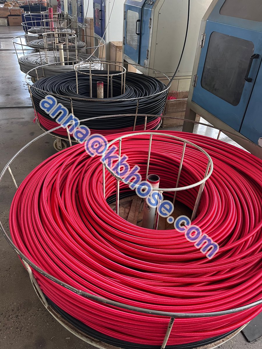 12AN red nylon braided fuel hose,welcome to inquiry.
#anfittings #raceparts #turbo #rcaecar #performanceparts #fuel #racingparts #automotiveparts #ptfehose #braidedlines #tuningparts #oilcooler #fuelline #fuelhose #fuelsystem #braidedhose #teflonhose #turbocars