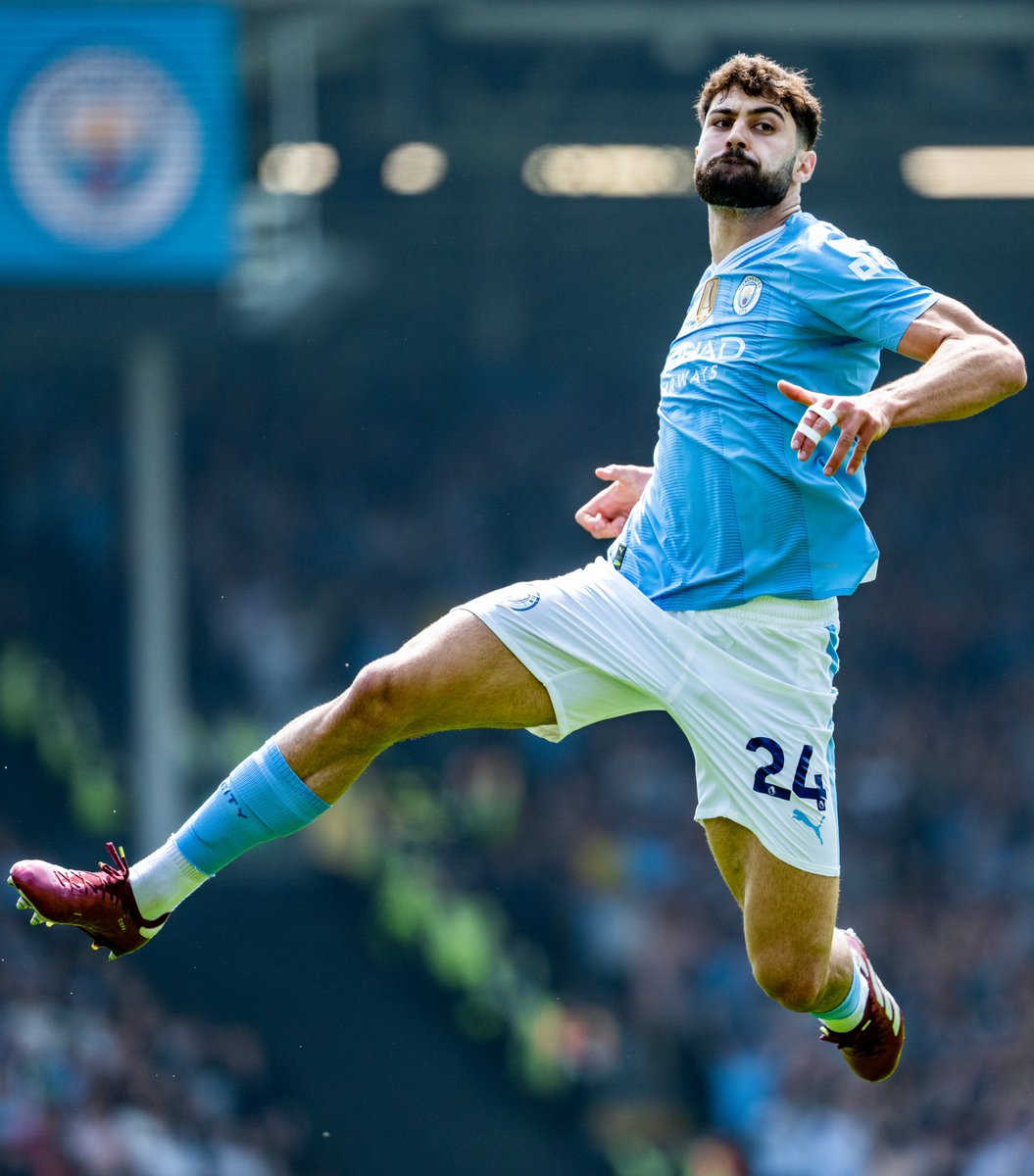 Jugador del día 11/05/2024:

JOSKO GVARDIOL 🇭🇷

El #ManCity quiere ganar otra #PremierLeague consecutiva. Doblete del croata para golear al #Fulham y acariciar un nuevo título ⚽️⚽️

#WorldFootballMVP