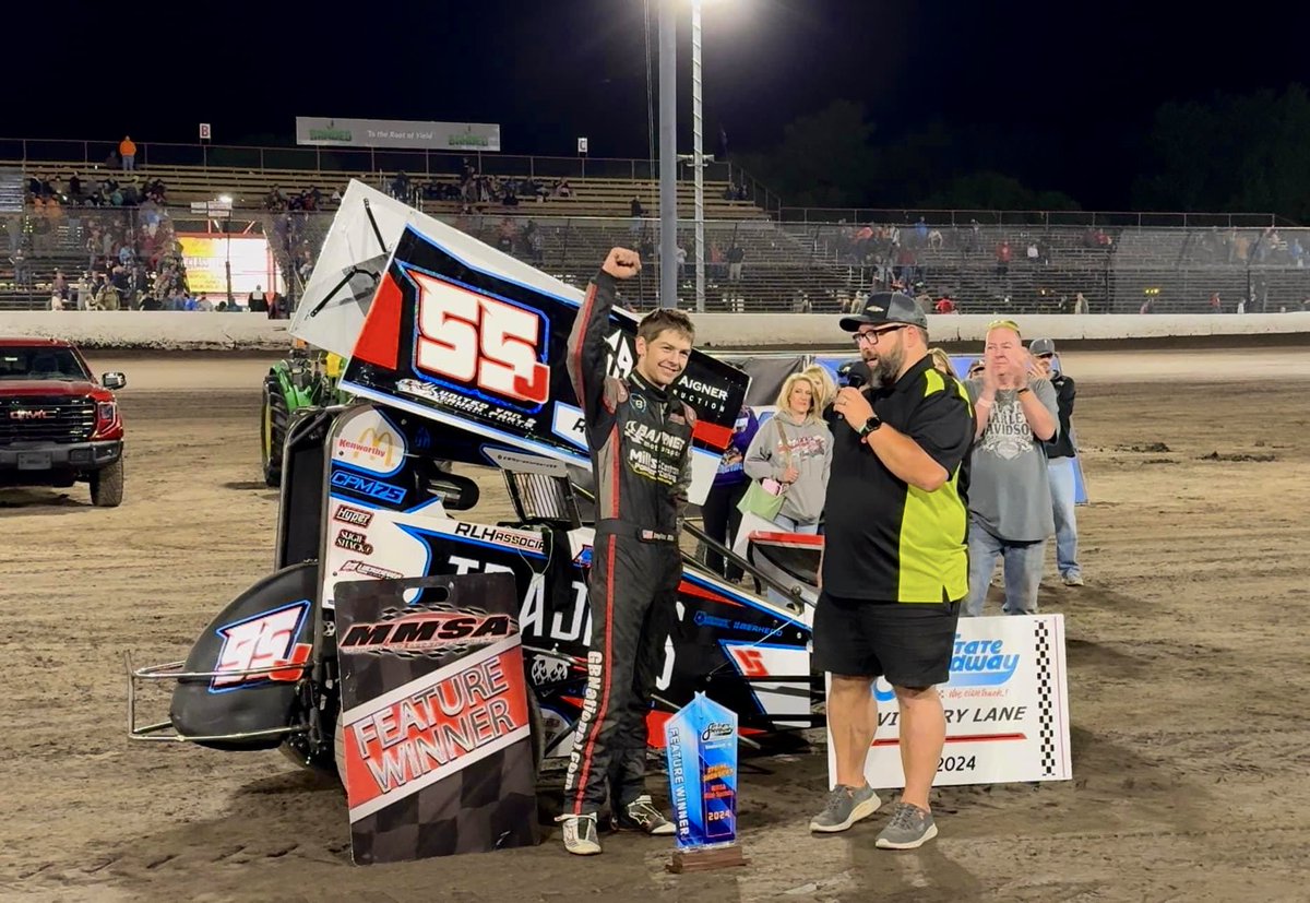 Congrats to last night’s Spring Showdown feature winners! 🏁🏆 USAC sprints- Kevin Thomas, Jr. MMSA Mini-Sprints- Jaylon Mills We will be back in action on Sunday May 26th for the Memorial Weekend Classic!