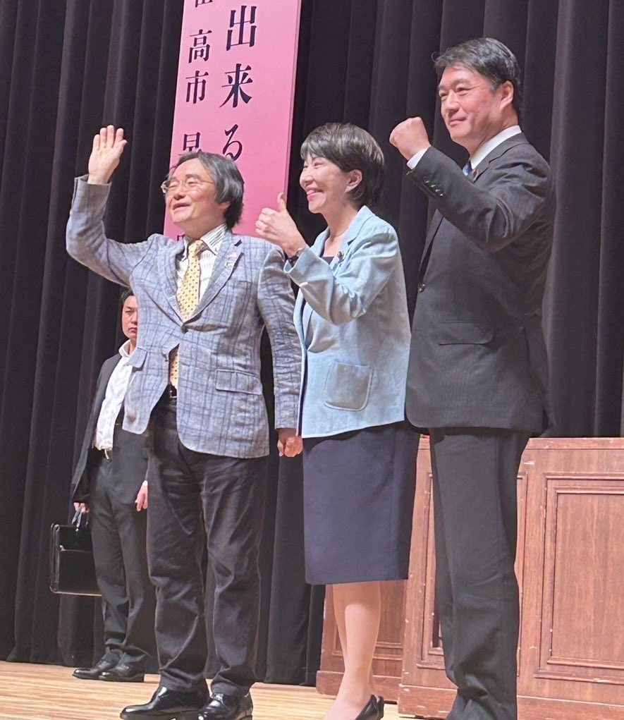 そして、高知市にて、高市早苗経済安保担当大臣、門田隆将先生によるW講演会に。両先生の熱い熱いトークに聞き入ってしまいました！