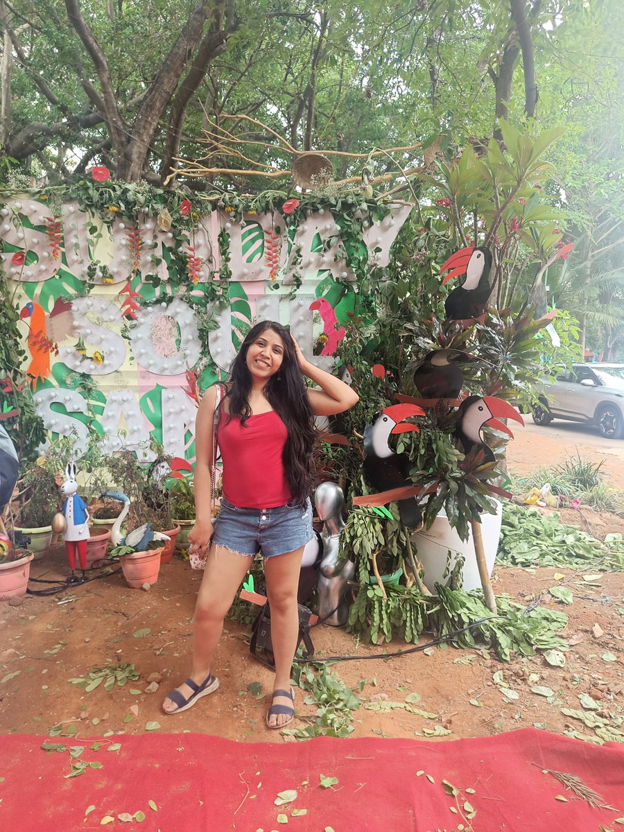 Lavanya Saraf tweet media