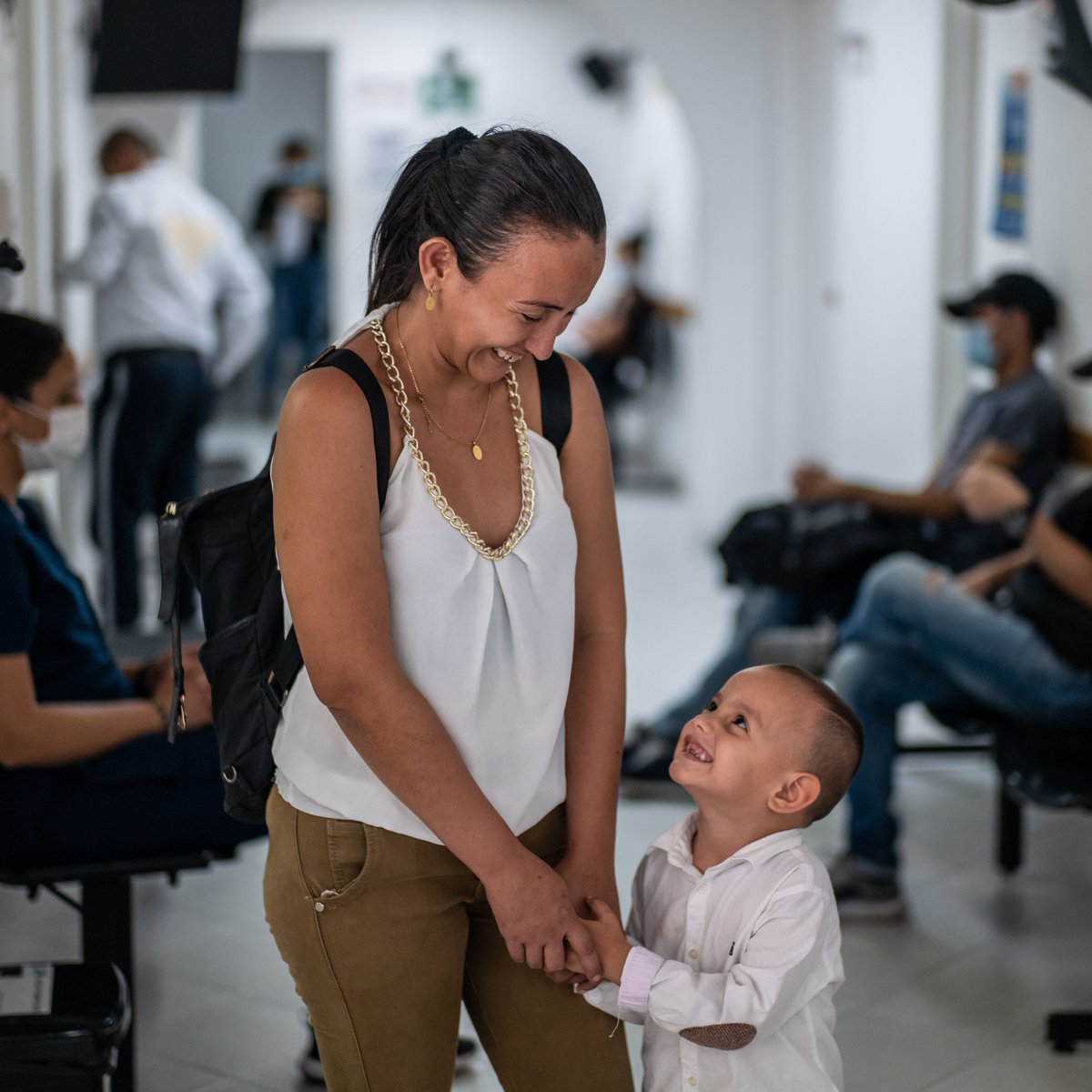 This #MothersDay we’re celebrating Moms like Milenys, When Milenys got pregnant, she also found out she was HIV-positive. With support from doctors at La María Hospital in Medellín and ARV therapy, her son was born HIV-free. 📸: @federicorios